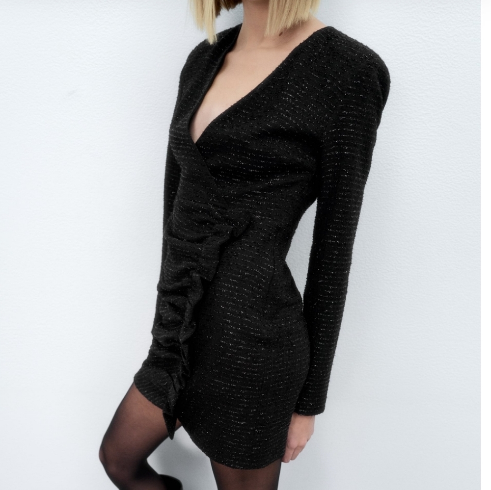 Last one! ZARA Textured Weave Tweed Mini Dress Black Size S - Picture 4 of 10